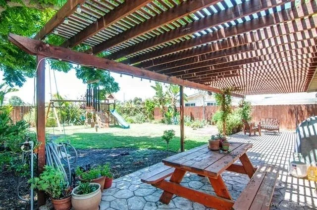 6217 Romo St.