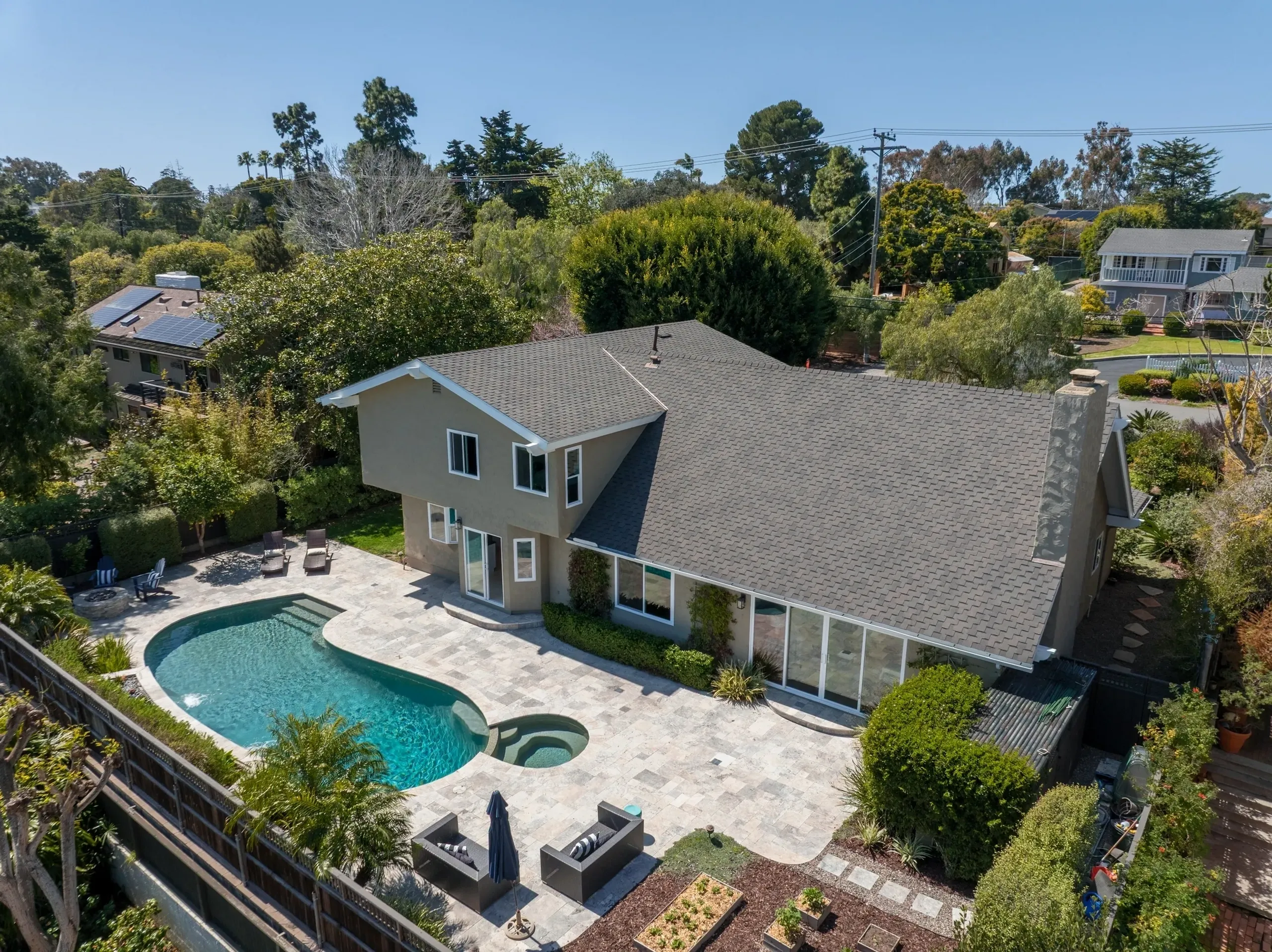 675 Silvergate Ave.